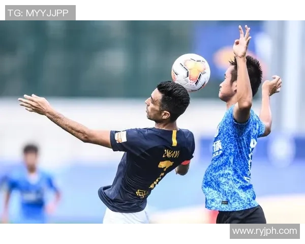 大连一方与广州富力第二轮精彩对决直播全程回顾与分析